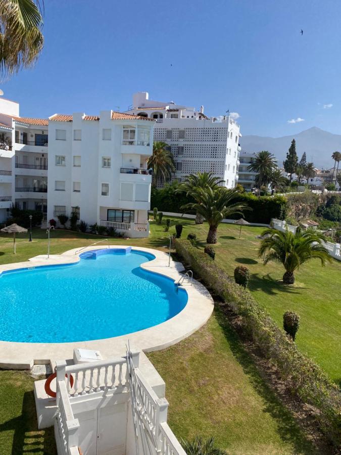 Apartamentos Acapulco At Home Nerja Kültér fotó